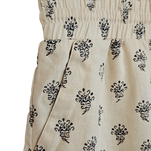 A New Day High-Rise Pull-On Shorts Womens Size L Creme New - Picture 5 of 7